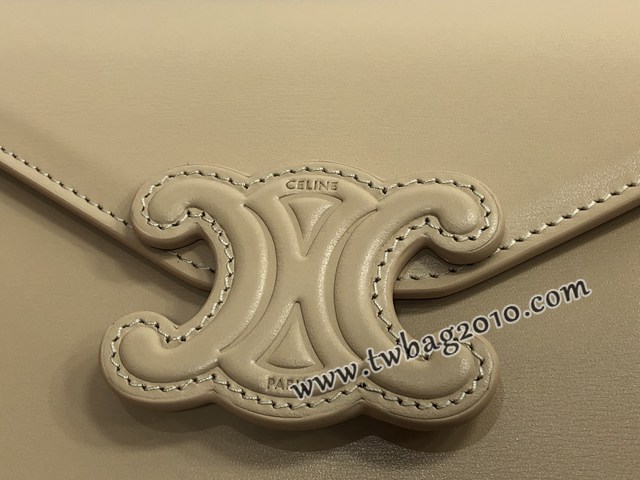 Celine專櫃2023新款CUIR TRIOMPHE斜挎女包 賽琳新品WOC鏈條皮革信封包 10J733 sldj2283